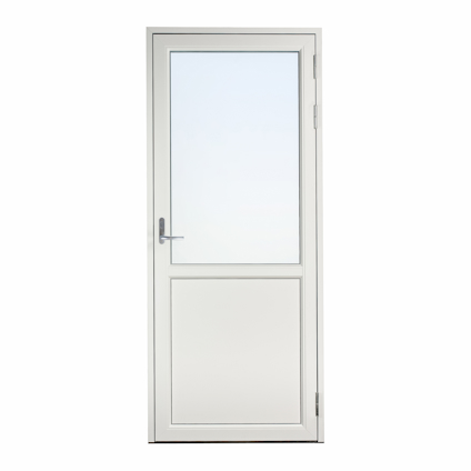 Vit fönsterdörr med glasruta upptill och solid panel nedtill, handtag på vänster sida, gångjärn till höger.