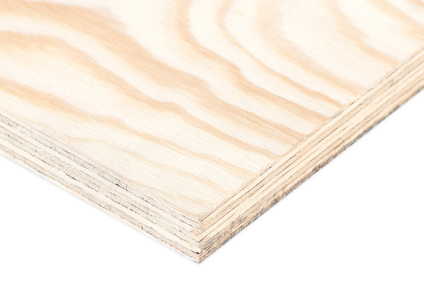 Furuplywoodskiva med slät yta.