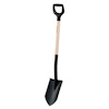 Spade med trähandtag och svart spetsigt blad, utrustad med ett D-format plastgrepp.