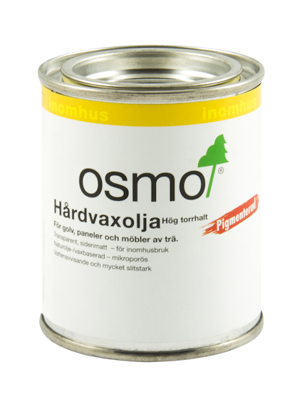 OSMO Hårdvaxolja 2K Pure inklusive en stor burk, ett mindre kärl och en kartongförpackning.