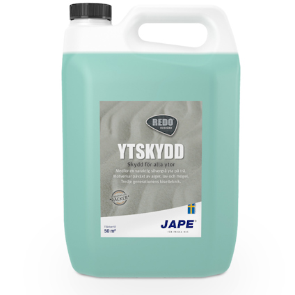 Plastbehållare med grön vätska och texten "YTSKYDD" på etiketten. Märket Jape.