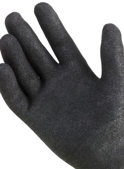 En svart handske med slitstarkt, texturerat material på handflatan.