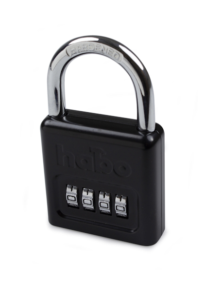 Svart hänglås med metallfärgad låsbygel. Kod 0000.