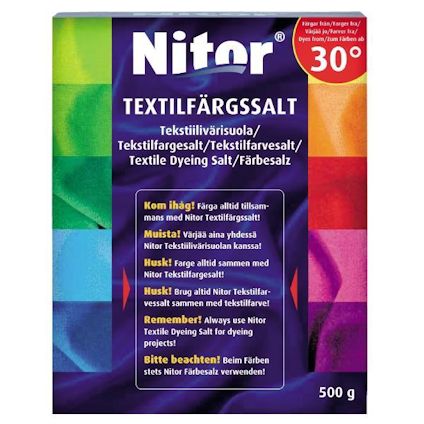 Förpackning av Nitor Textilfärgsalt, 500 g, med färgglad design och text på flera språk.
